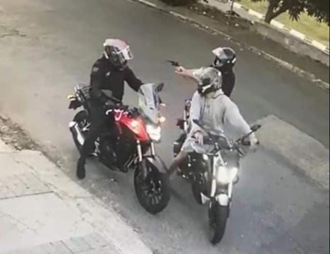 Motociclista é roubado em plena luz do dia no Santa Fé